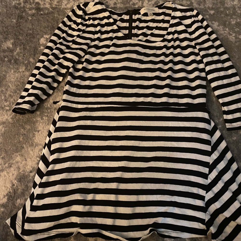 Stripy half sleeve shirt